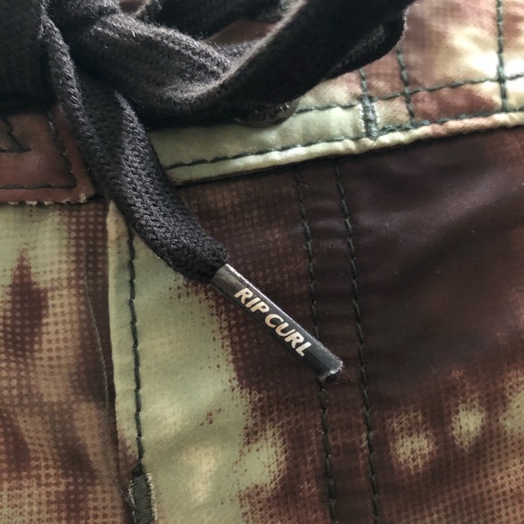 NWT Rip Curl board shorts - Picture 5 of 10